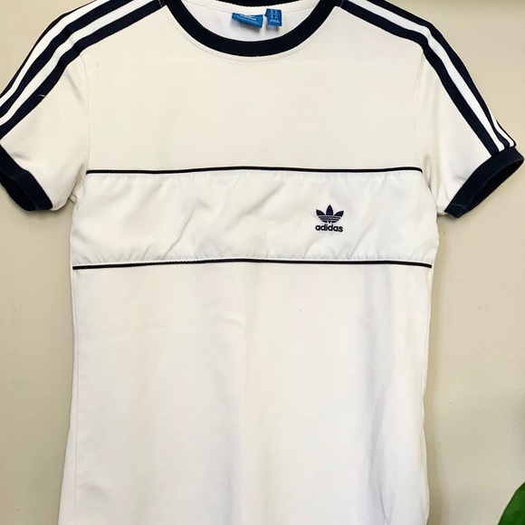 ADIDAS ATHLETIC T-SHIRT - Picture 1 of 2